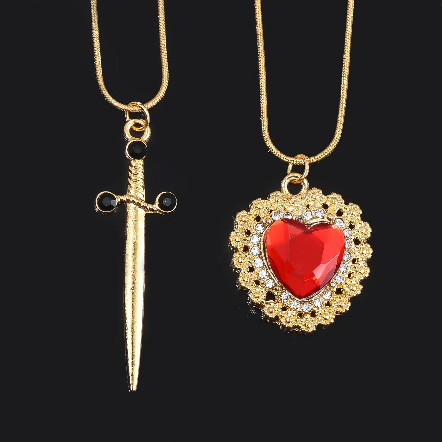 Collar Corazón y Espada❤️